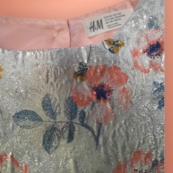 H&M  Size 9-10 , Color gray/orange - Picture 3 of 4